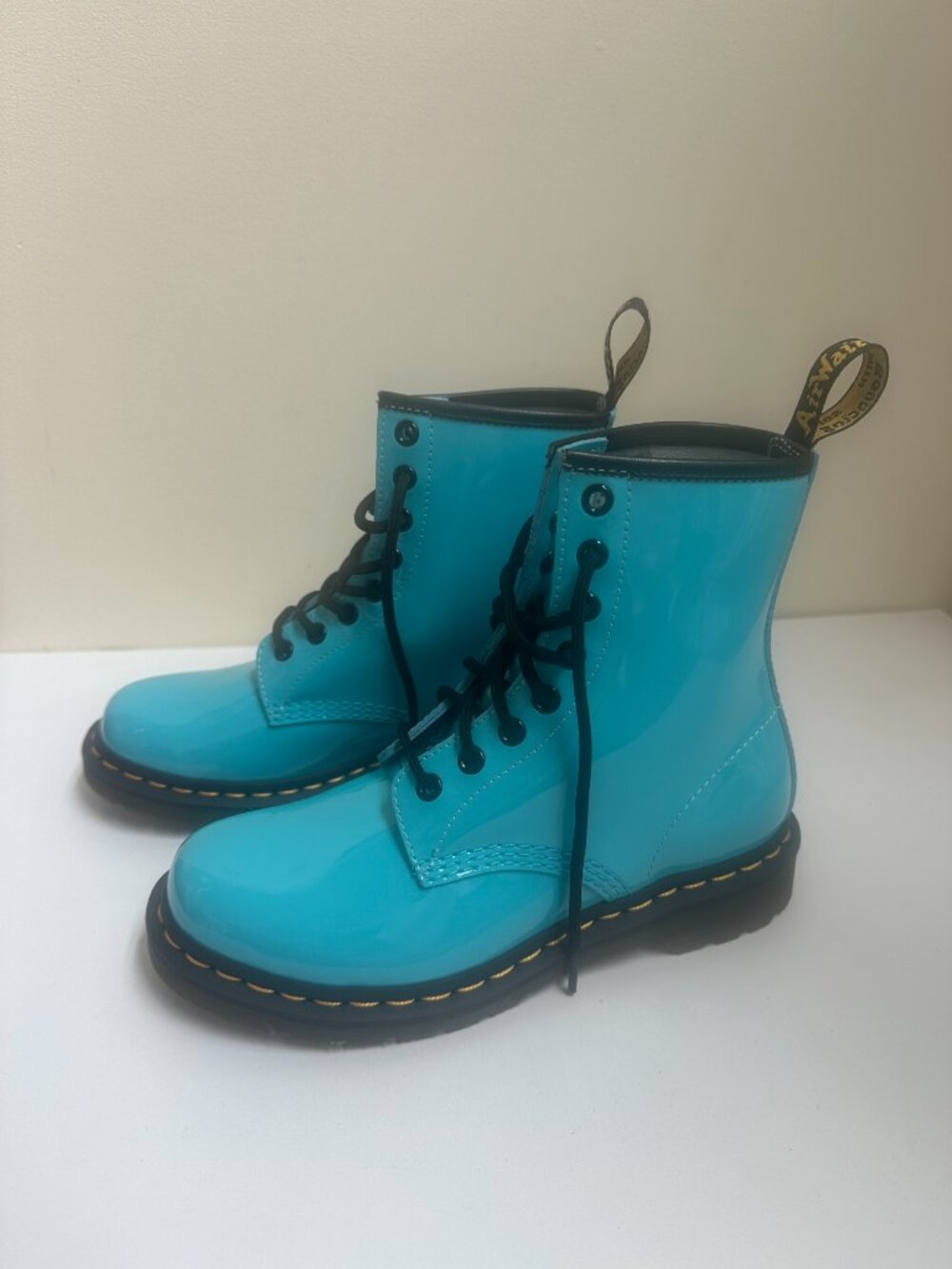 Dr. Doc Martens Women's Turquoise Blue Patent Leather Combat Boots Size 7